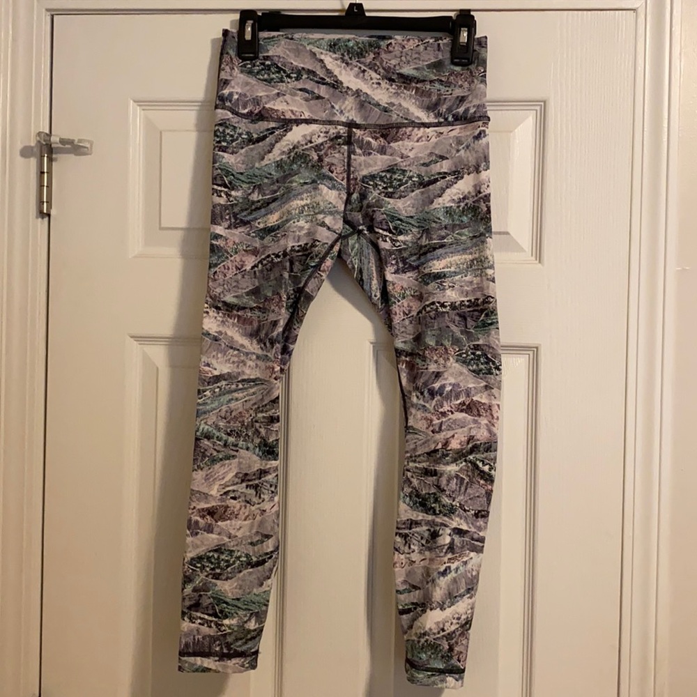 Lululemon Wunder Under Leggings, 8